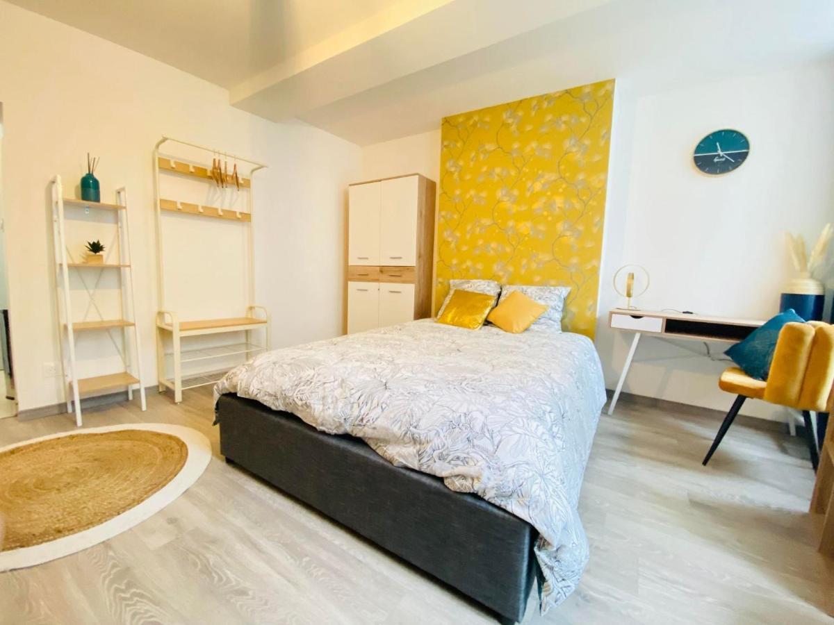 Appartement Chic Laon Exterior foto